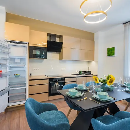 Aurea Apartment *