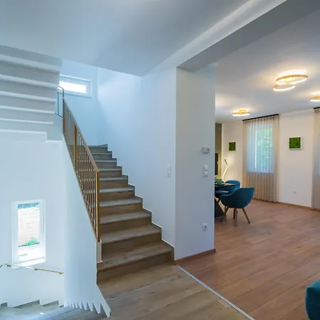 Aurea Apartment *